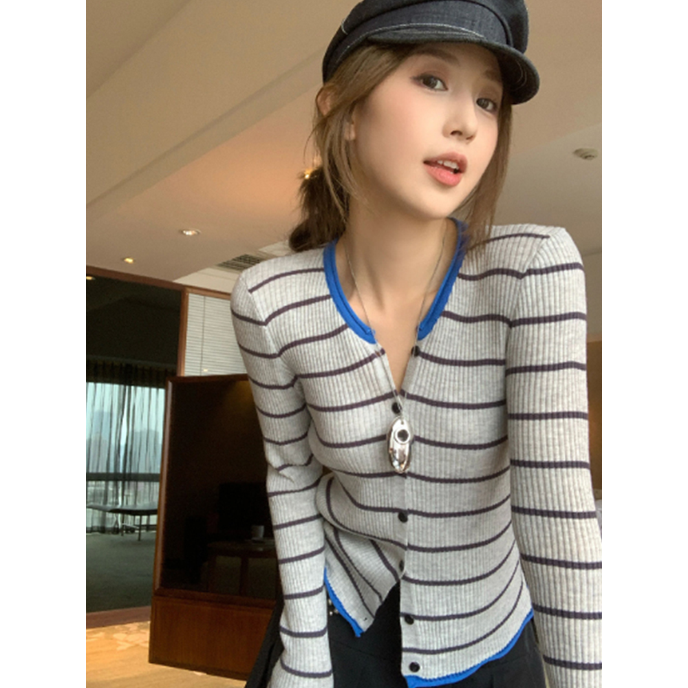 冬。韓系休閒氣質百搭 V領單排扣撞色滾邊條紋細針織長袖毛衣上衣-Euphoria Store-細節圖11