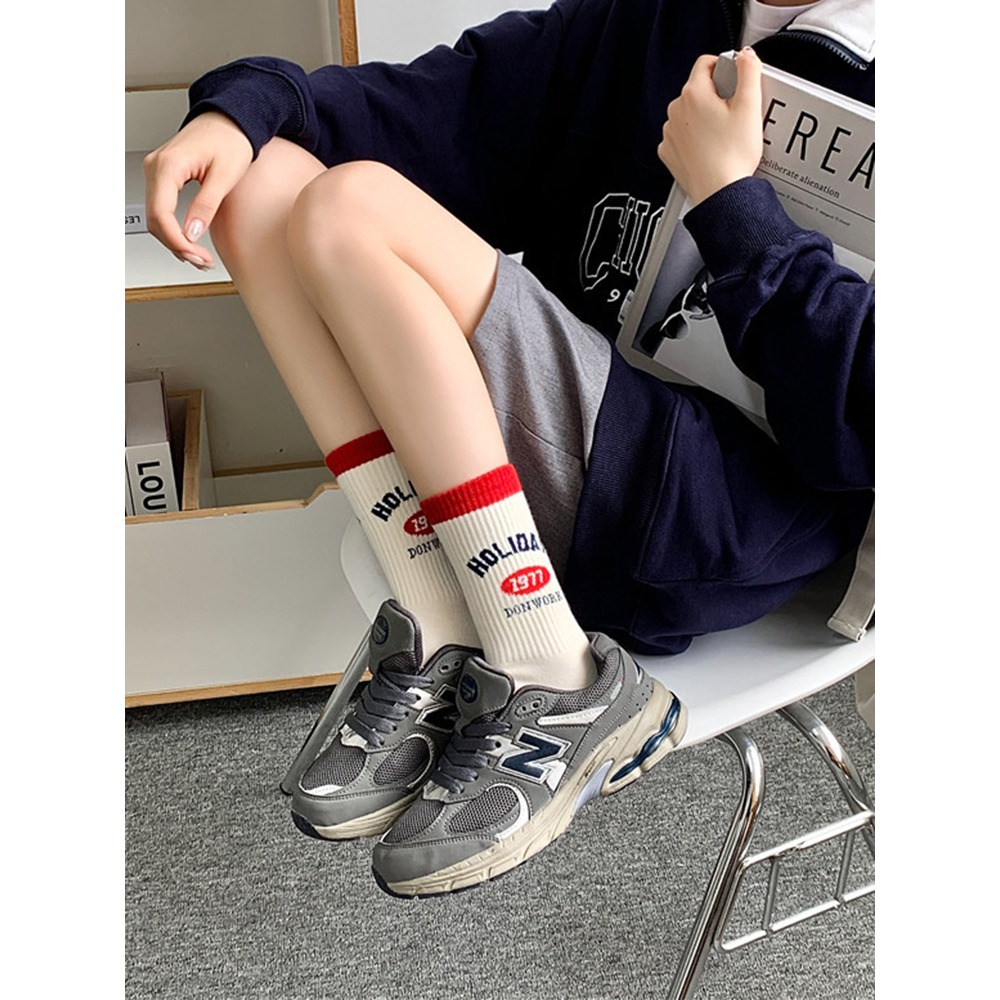 四季。運動街頭 甜心粉色系三款字母條紋中筒襪-Euphoria Store-細節圖2