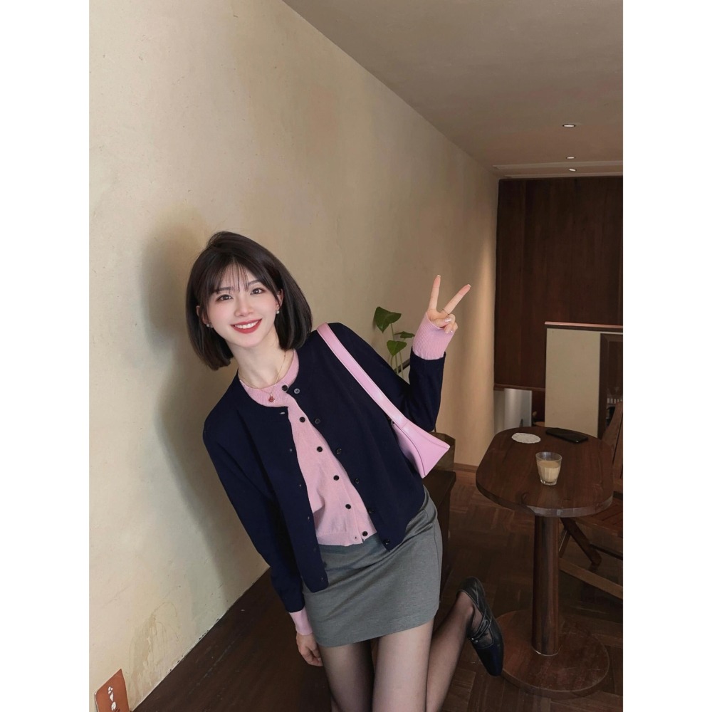 冬。甜美氣質學院風 修身顯瘦 減齡撞色假兩件單排扣長袖針織外套-Euphoria Store-細節圖3