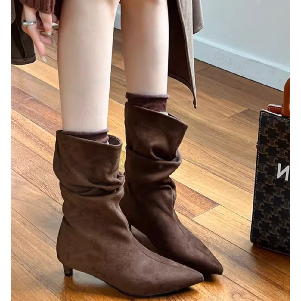 冬。簡約時尚 百搭舒適好穿好走 堆堆筒顯腿瘦 麂皮絨面尖頭低跟靴中筒靴-Euphoria Store-細節圖2