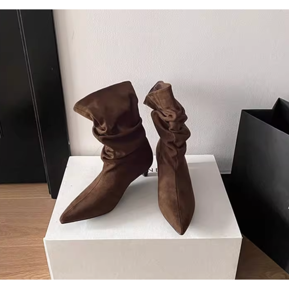 冬。簡約時尚 百搭舒適好穿好走 堆堆筒顯腿瘦 麂皮絨面尖頭低跟靴中筒靴-Euphoria Store-細節圖8