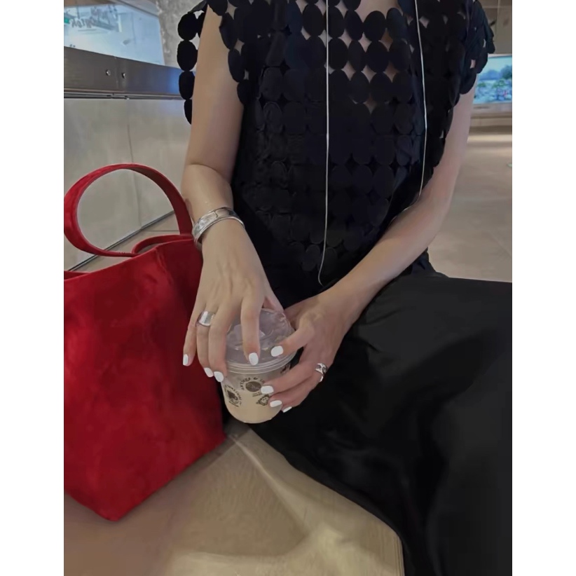 冬。簡約就是王道 極簡氣質百搭 純色柔軟磨砂皮大容量托特包單肩包水桶包-Euphoria Store-細節圖6