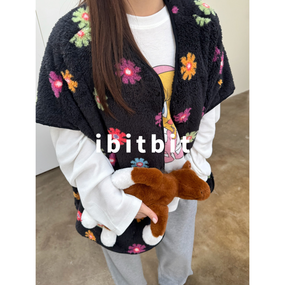 冬。韓國ibitbit 寬鬆休閒可外穿 軟綿綿花朵珊瑚絨坎肩保暖馬甲背心-Euphoria Store-細節圖8