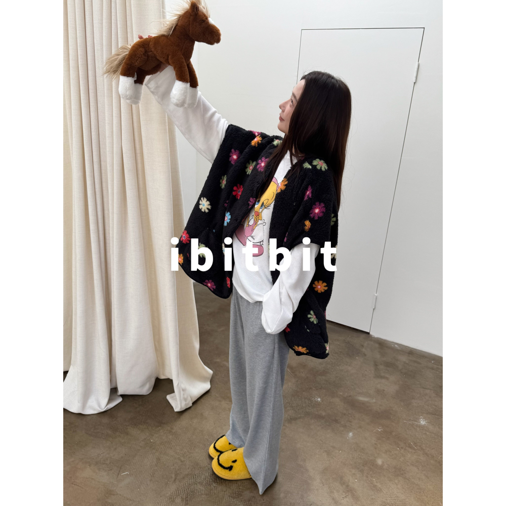 冬。韓國ibitbit 寬鬆休閒可外穿 軟綿綿花朵珊瑚絨坎肩保暖馬甲背心-Euphoria Store-細節圖10