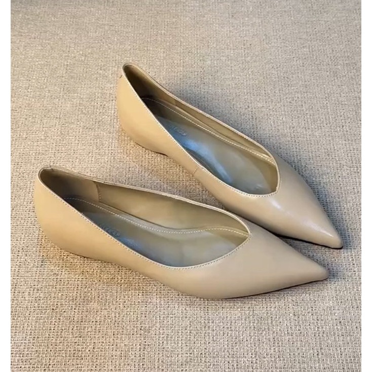 四季。法式氣質極簡百搭款 好穿好走超舒服 軟皮純色尖頭淺口內增高平底鞋-Euphoria Store-細節圖10