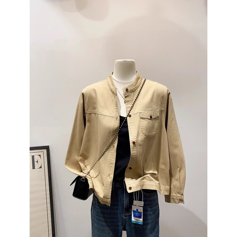 春。廠商回饋款 簡約休閒百搭 小立領口袋單排扣 薄款防風夾克外套-Euphoria Store-細節圖6