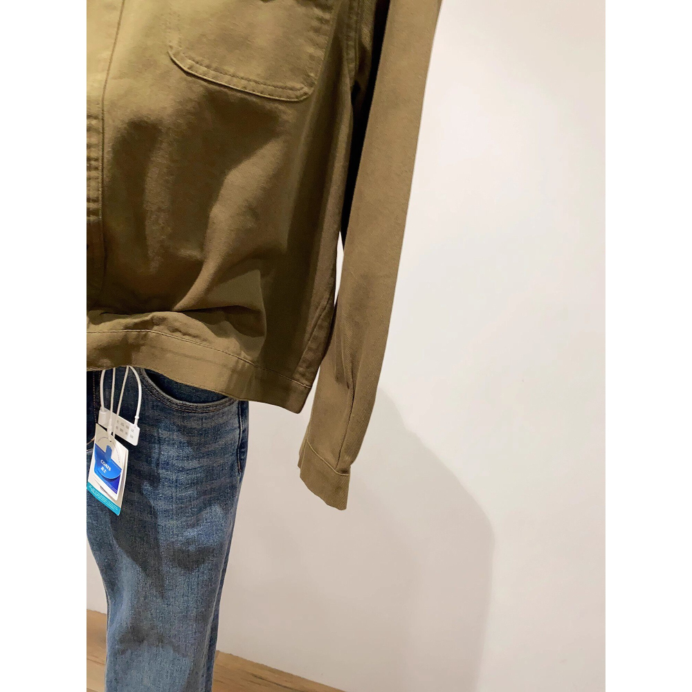 春。廠商回饋款 簡約休閒百搭 小立領口袋單排扣 薄款防風夾克外套-Euphoria Store-細節圖11