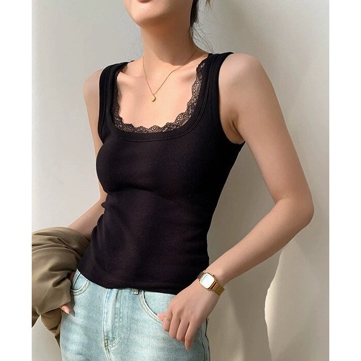 四季。必需包色 百搭不出錯 修身顯瘦 遮副乳蕾絲滾邊大方領無袖背心上衣-Euphoria Store-細節圖2