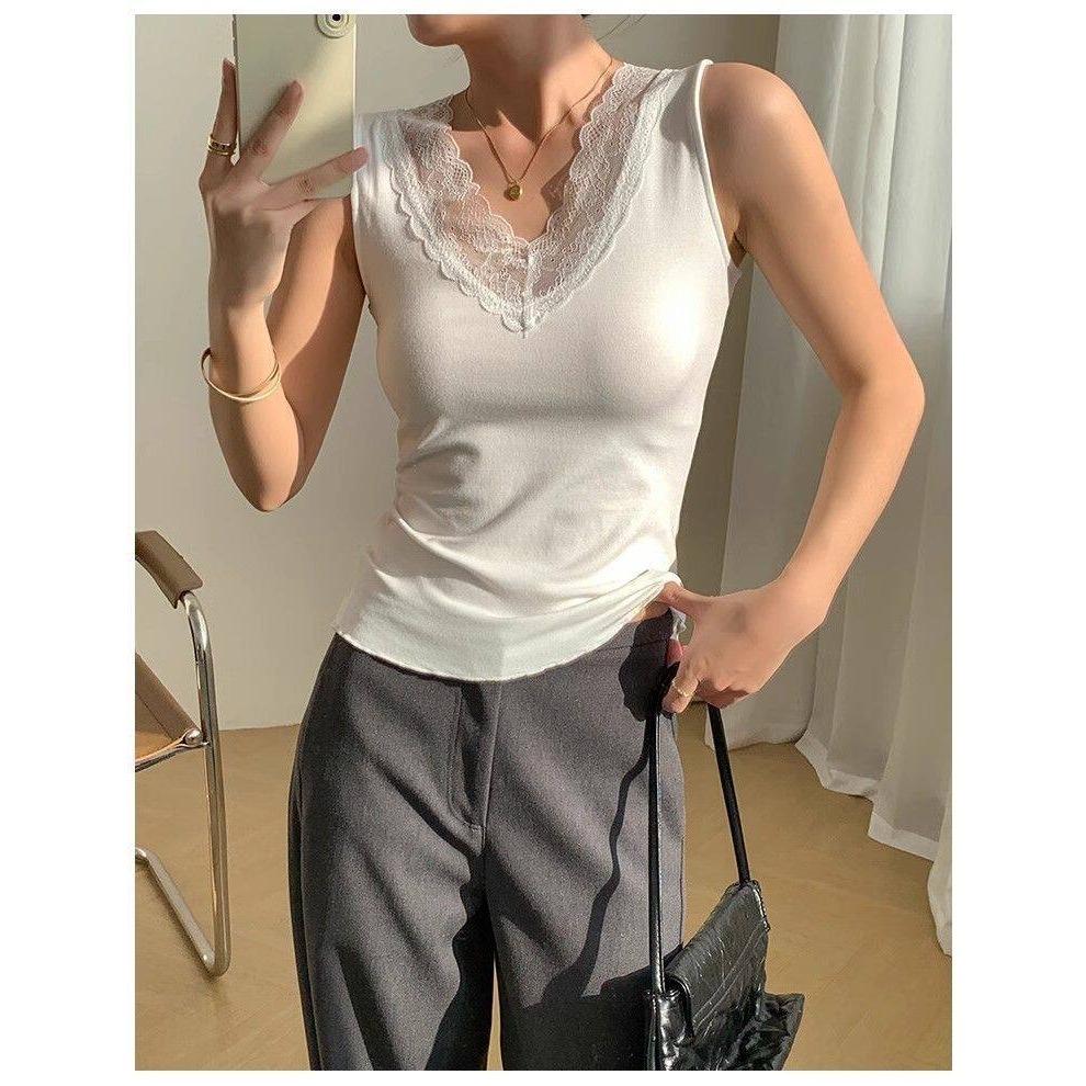 四季。單穿打底都可以 性感蕾絲花邊莫代爾棉V領貼身無袖背心上衣-Euphoria Store-細節圖3