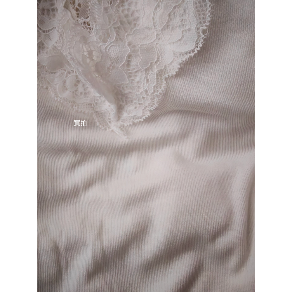 四季。單穿打底都可以 性感蕾絲花邊莫代爾棉V領貼身無袖背心上衣-Euphoria Store-細節圖9