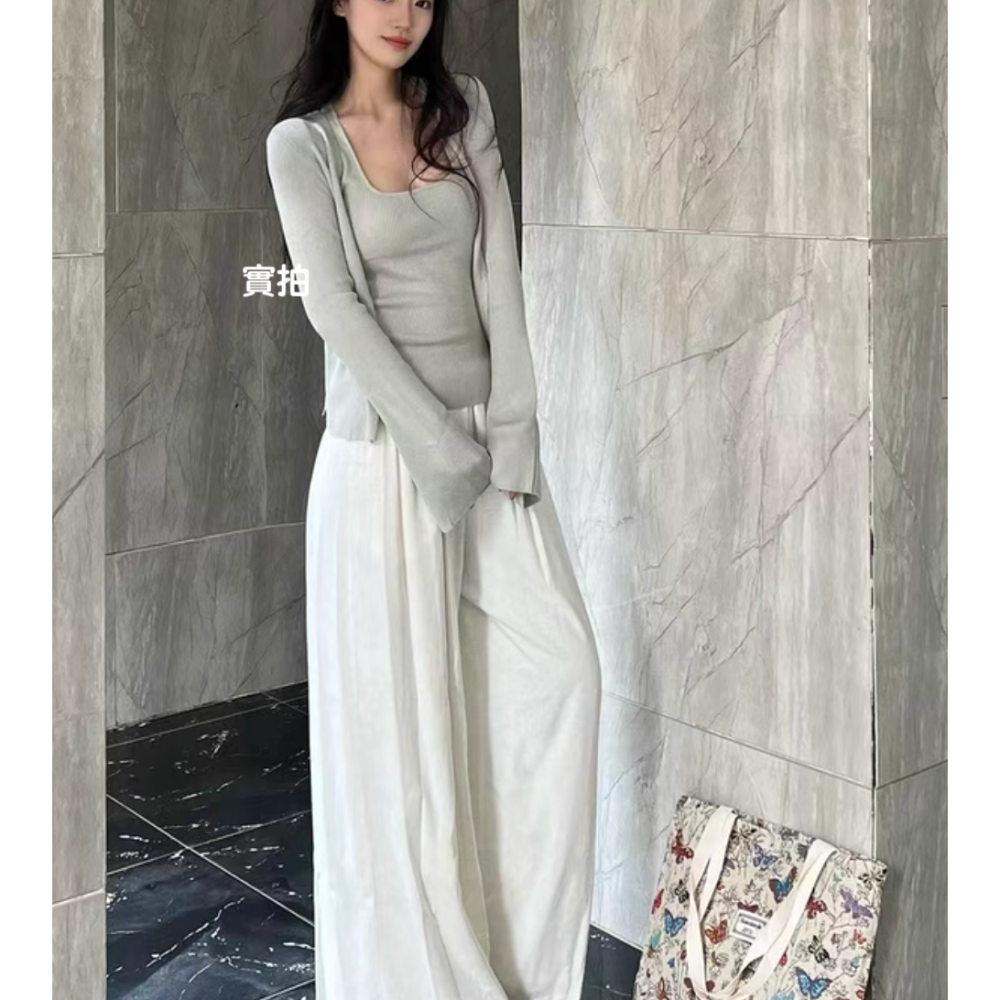 春。浪漫氣質極簡風 修身顯瘦純色無袖方領針織背心+同款V領長袖針織外套兩件套-Euphoria Store-細節圖8