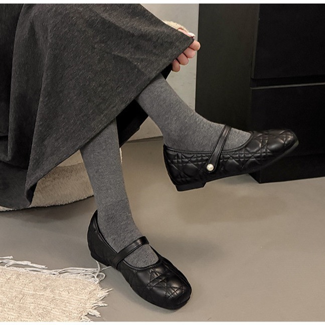 四季。法式氣質小香風 內增高多款淺口黑色菱格紋茶花蝴蝶結奶奶鞋一字帶娃娃鞋-Euphoria Store-細節圖3