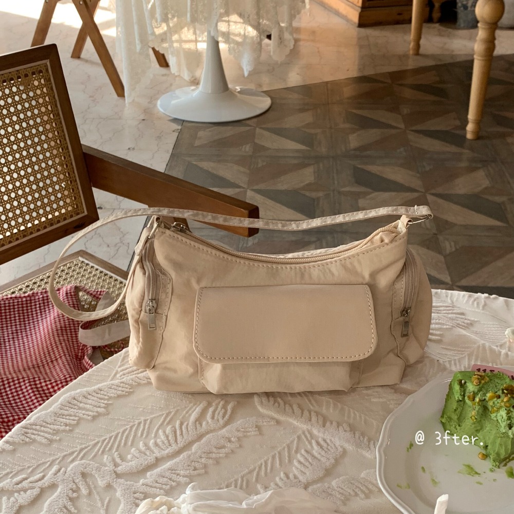 四季。內容量超標!!小小一只超能裝  純色防潑水尼龍單肩包腋下包-Euphoria Store-規格圖8