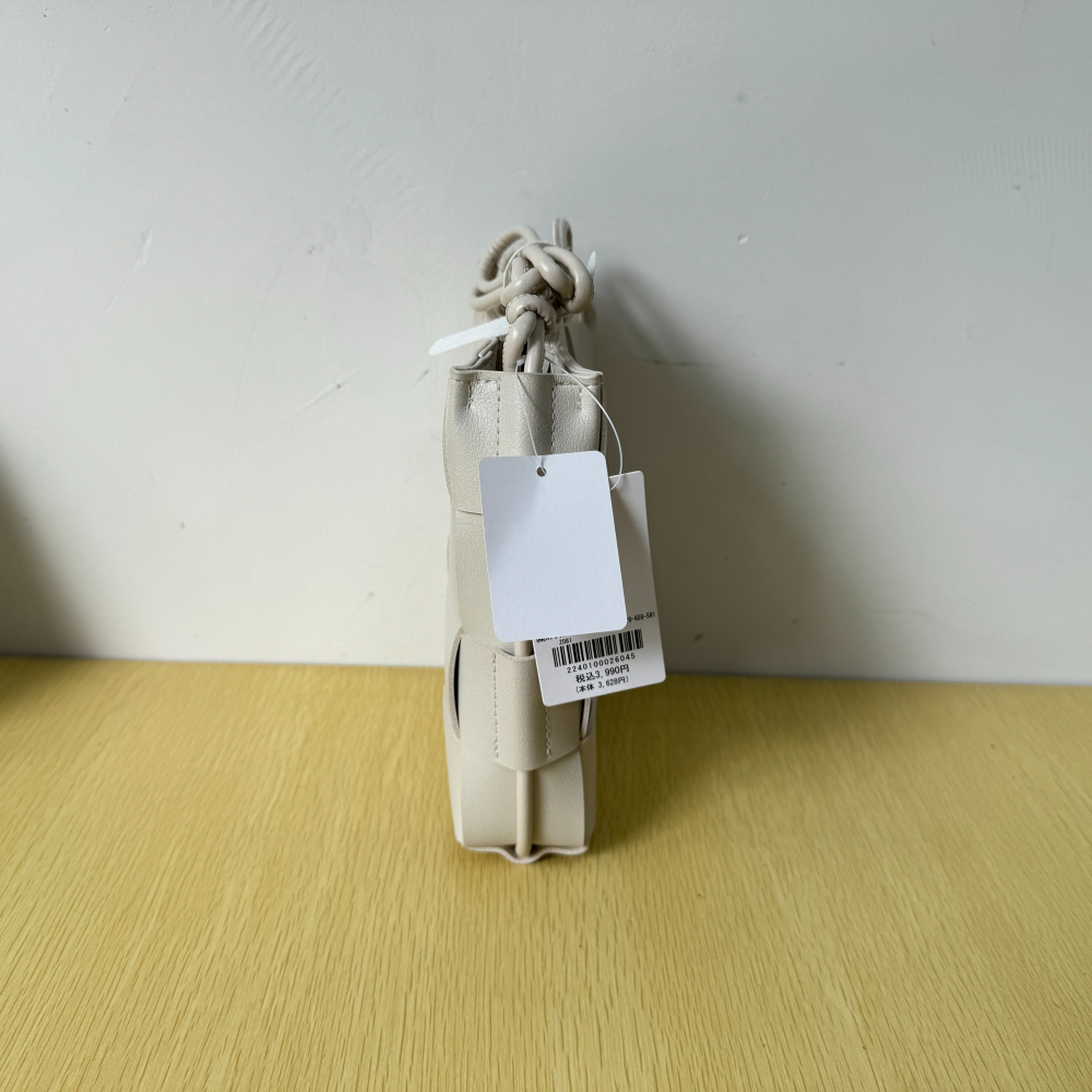 四季。數量少少 日本帶回 簡約編織單肩斜背小方包手機包-Euphoria Store-細節圖6