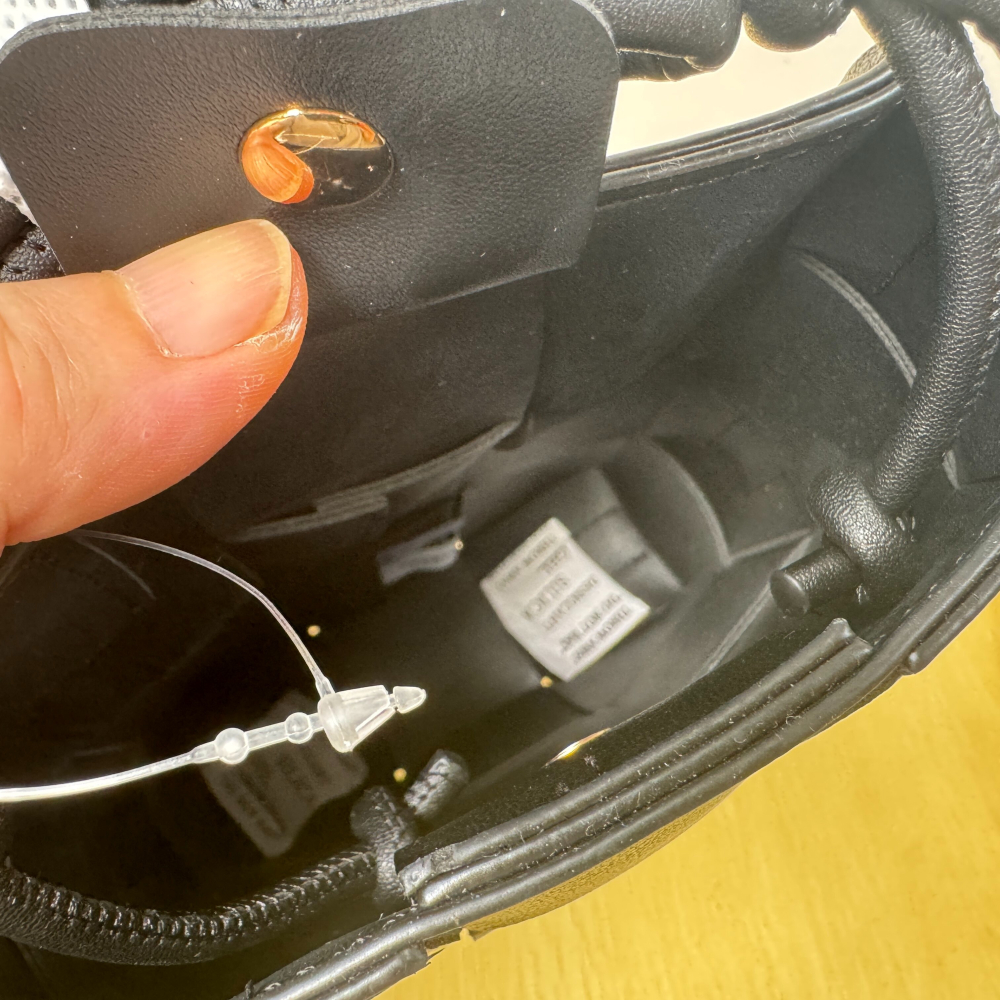 四季。數量少少 日本帶回 簡約編織單肩斜背小方包手機包-Euphoria Store-細節圖8