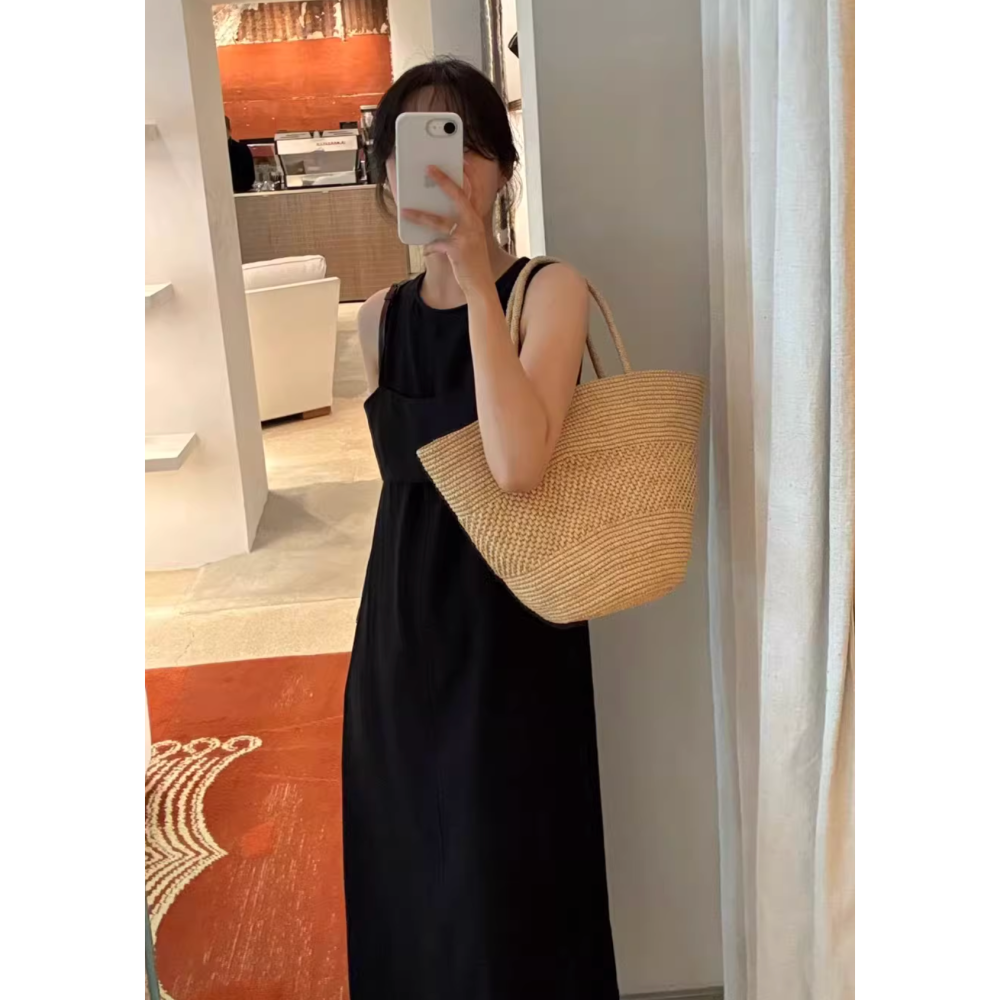 夏。韓系chic 極簡氣質小姐姐 疊穿造型短款吊帶馬甲+飄逸A字無袖背心連身裙洋裝-Euphoria Store-細節圖7