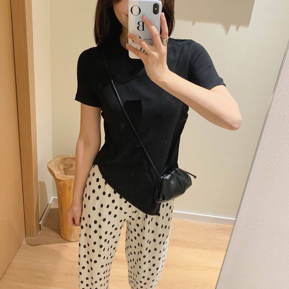 夏。簡約帶點小設計 修身顯瘦 下擺不規則腰側褶皺圓領短袖T恤上衣-Euphoria Store-規格圖9