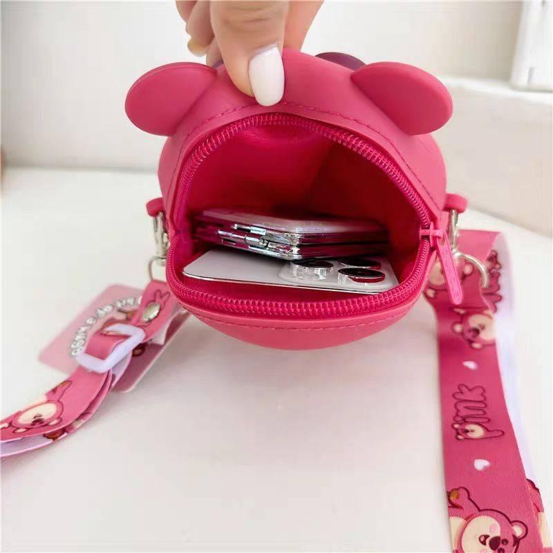 迪士尼 皮克斯 熊抱哥 Q版 矽膠坐姿手機包 斜背包 小包包 兒童包包 側背包 手機包-細節圖3