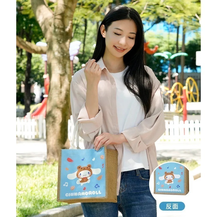 【7-ELEVEN 門市團購】三麗鷗 變裝系列 雙面棉麻手提袋 手提袋 購物袋 麻布袋 大耳狗 人魚 帕恰狗 酷洛米-規格圖3