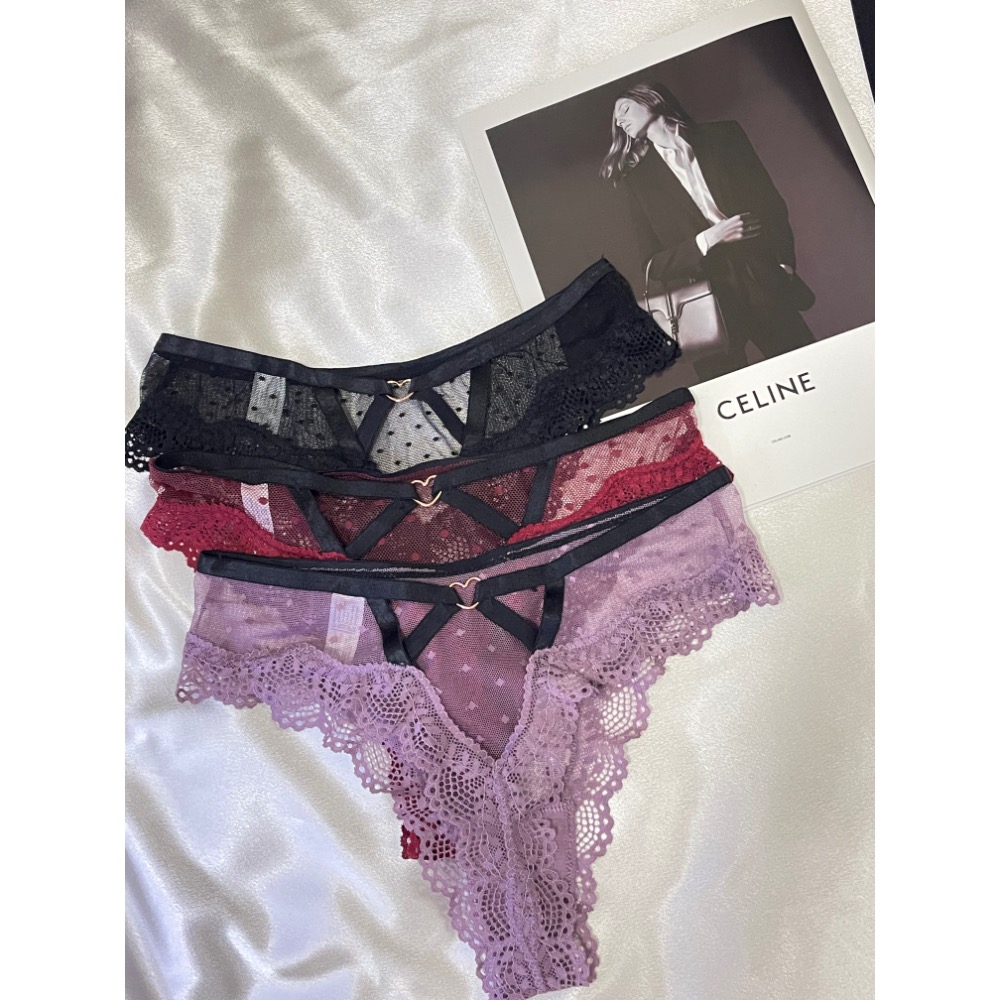 【任選三件只要$599】FU0056 自留款 法式愛心鏤空丁字褲-細節圖3