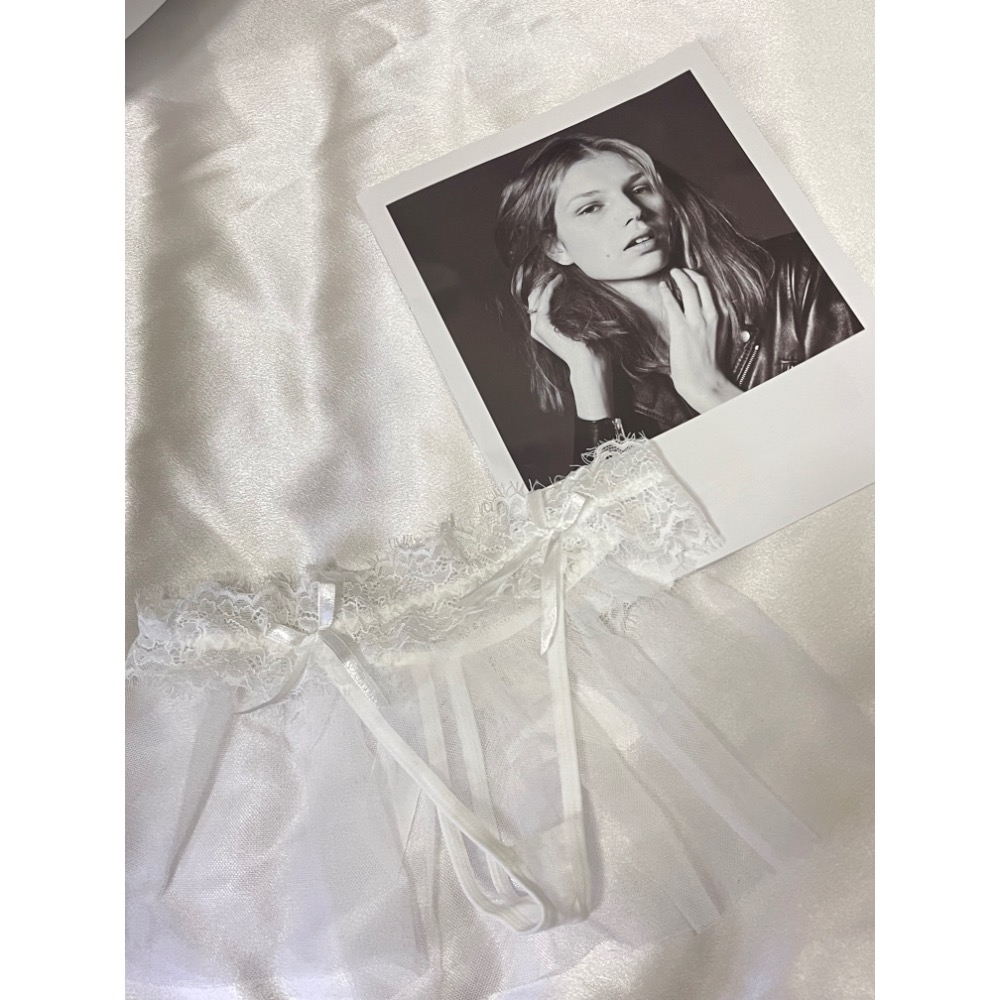 【任選三件只要$599】FU0023 法式網紗裙擺蕾絲丁字褲-細節圖4