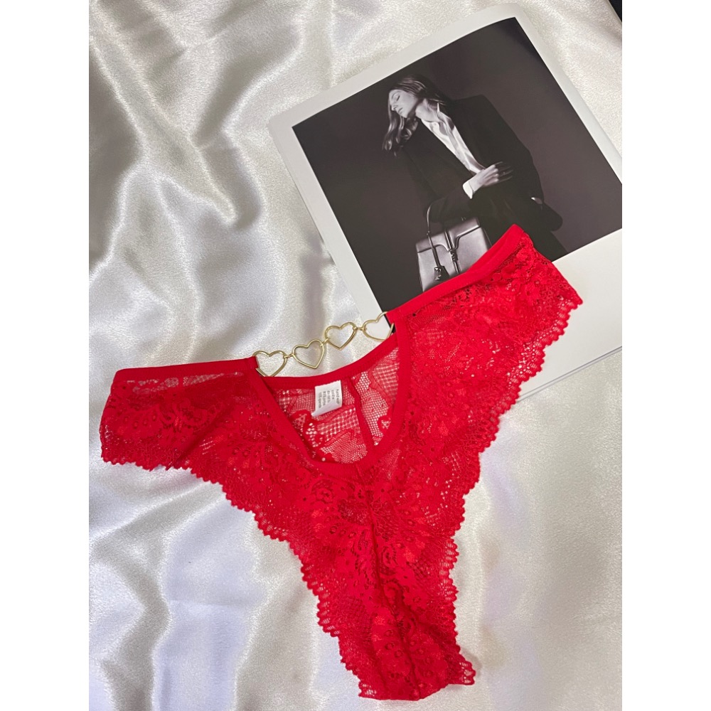 【任選三件只要$599】FU0018 法式愛心吊飾蕾絲丁字褲-細節圖3