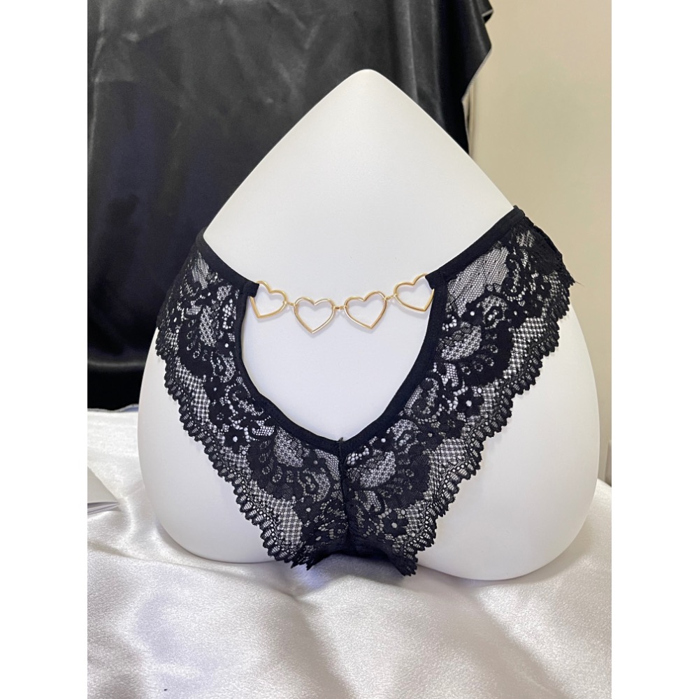 【任選三件只要$599】FU0018 法式愛心吊飾蕾絲丁字褲-細節圖5