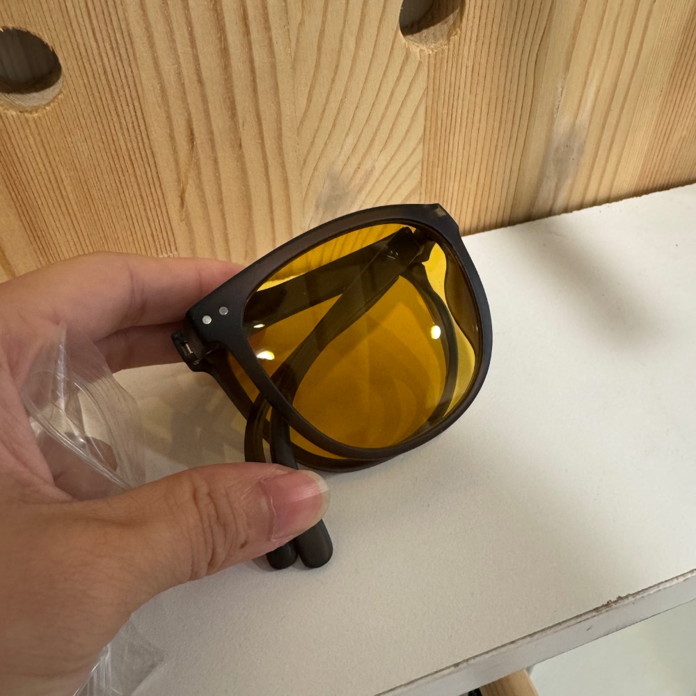 黃鏡片黑框折疊式收納 墨鏡-細節圖4