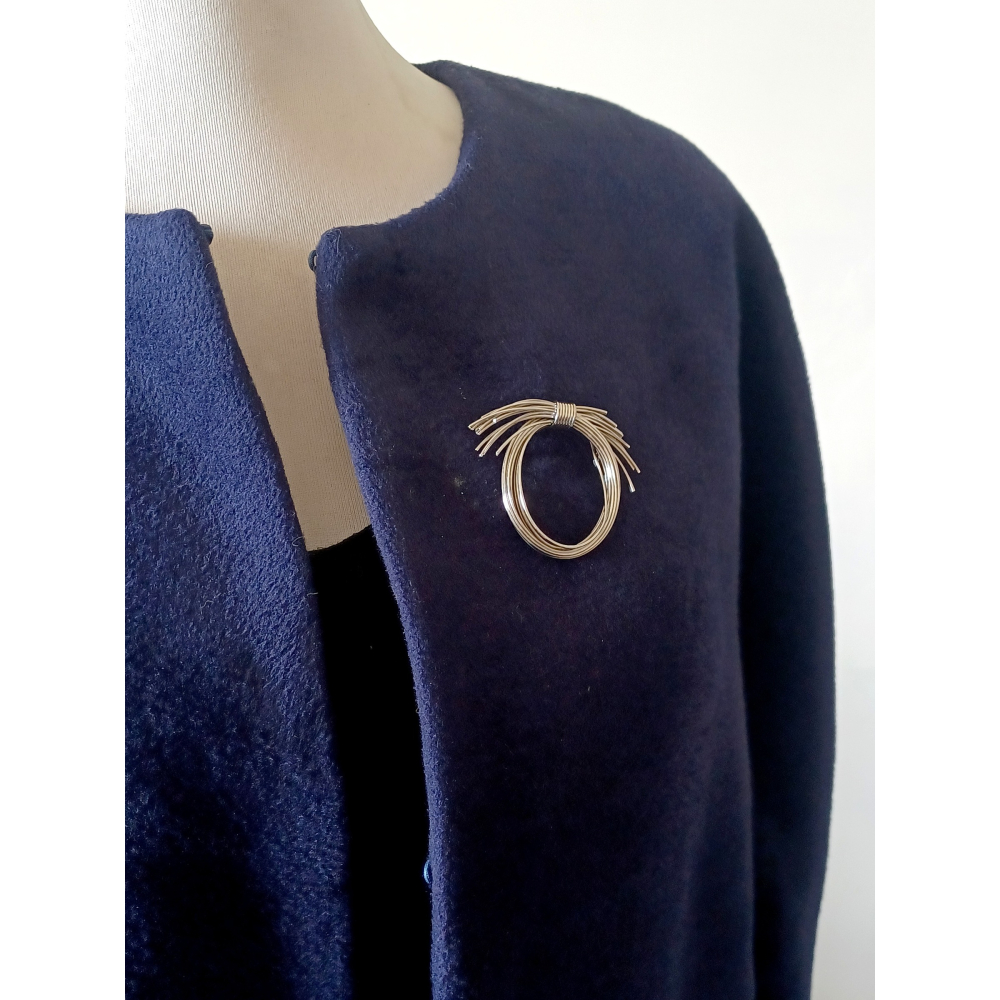 vintage jewelry  典雅立體金屬絲花環 胸針 別針 1180元-細節圖2