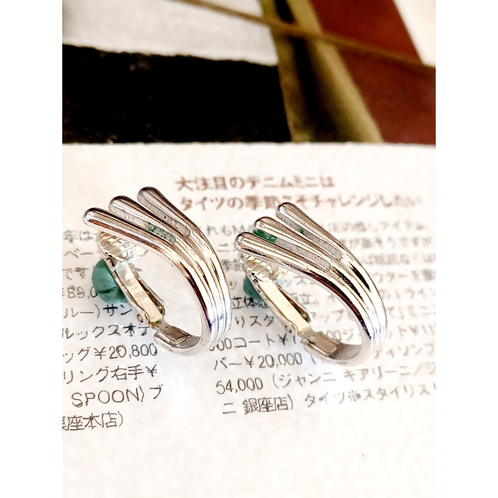 vintage jewelry  AVON 經典銀色三爪 夾式耳環 780元-細節圖3