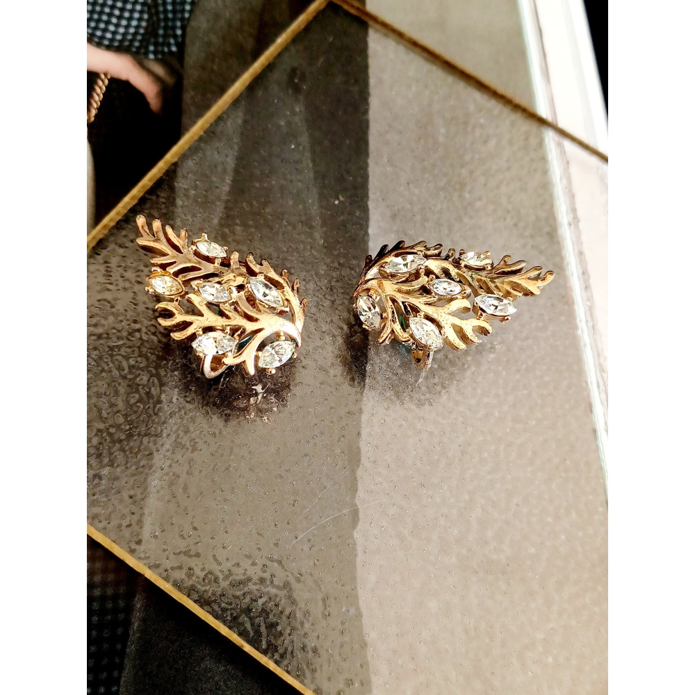 vintage jewelry  Trifari 華麗金色松枝萊茵 夾式耳環 1280元-細節圖6