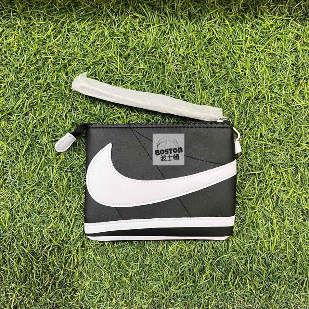 Nike Cortez Wristlet 手腕包 (小) NIKE皮包 NIKE皮夾 阿甘鞋 造型 圖案 經典 阿甘-細節圖4