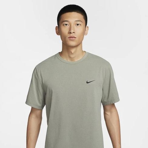 Nike Dri-FIT UV Hyverse 男款 短袖 上衣 T恤 運動 休閒 綠 DV9840 053 藍 493-細節圖4