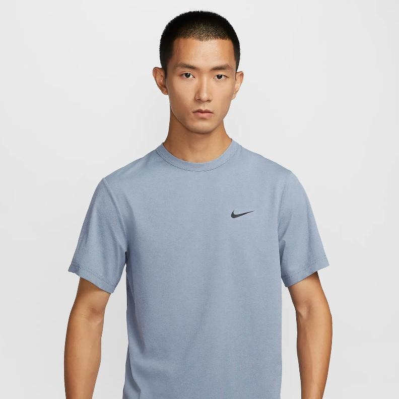 Nike Dri-FIT UV Hyverse 男款 短袖 上衣 T恤 運動 休閒 綠 DV9840 053 藍 493-細節圖9