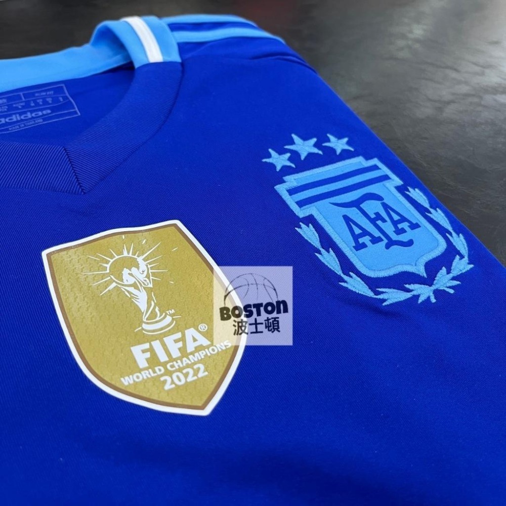 Adidas ARGENTINA 2024 AWAY JERSEY 男款 阿根廷 足球 上衣 客場球衣 藍 IP8413-細節圖2