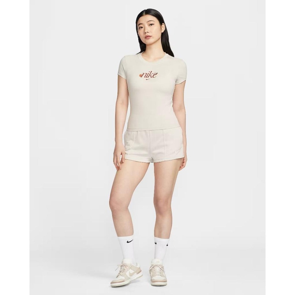 Nike Sportswear Chill Knit 修身版 上衣 短袖 T恤 女款 HF9723-104-細節圖4