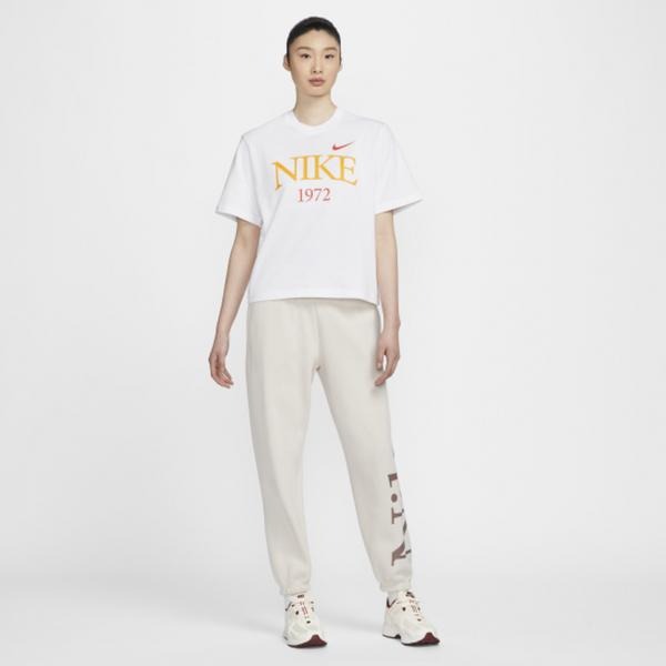 Nike AS W NSW TEE CLASSICS BOXY 女款 短袖 短版 運動 白 FQ6601 101-細節圖4