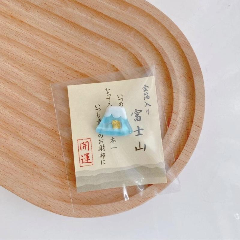 新品現貨✨日本製 KITTY系列琉璃金箔開運御守🇯🇵 粉達摩 富士山-細節圖5