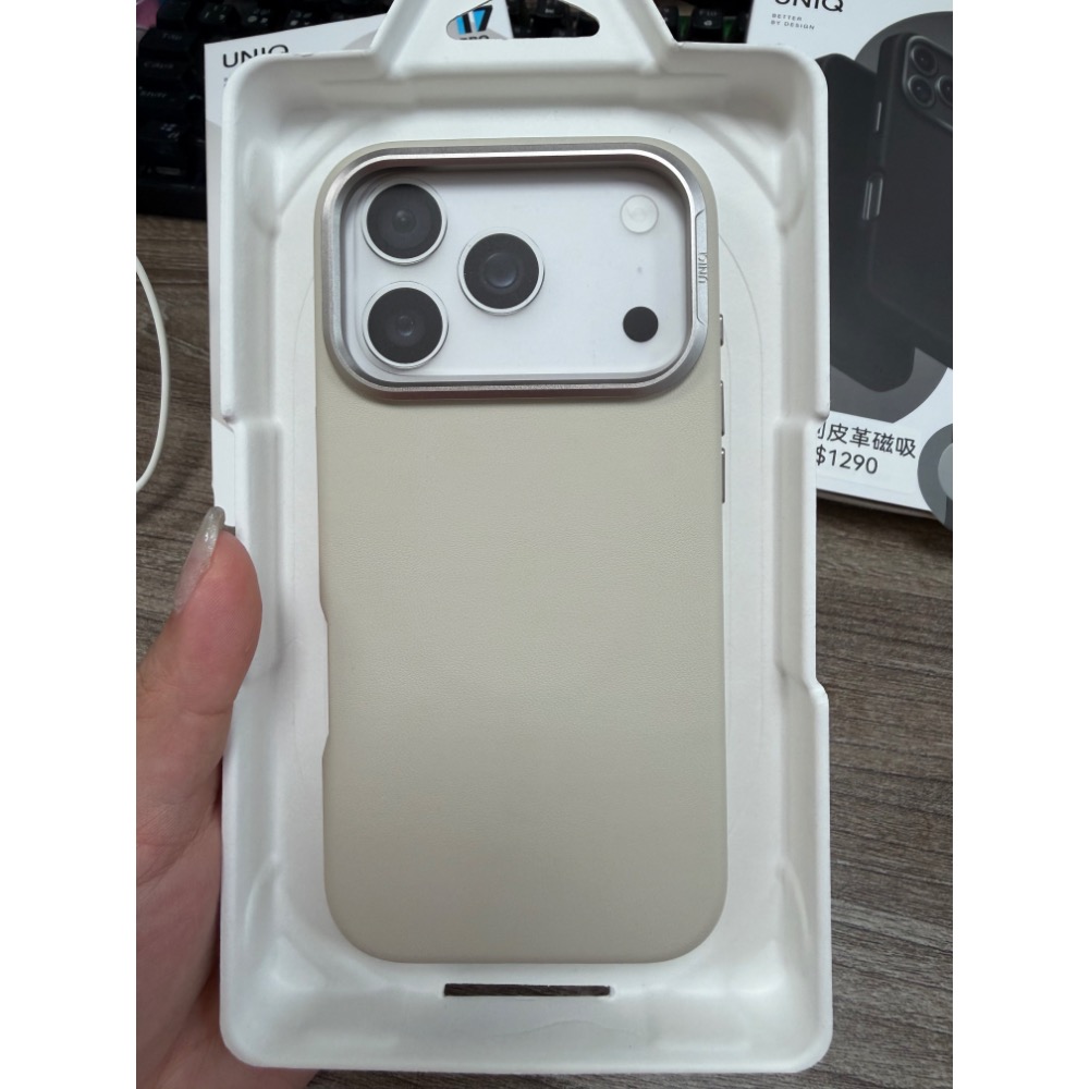 UNIQ Lyden Magclick 耐刮皮革磁吸保護殼 for iPhone 17-細節圖6