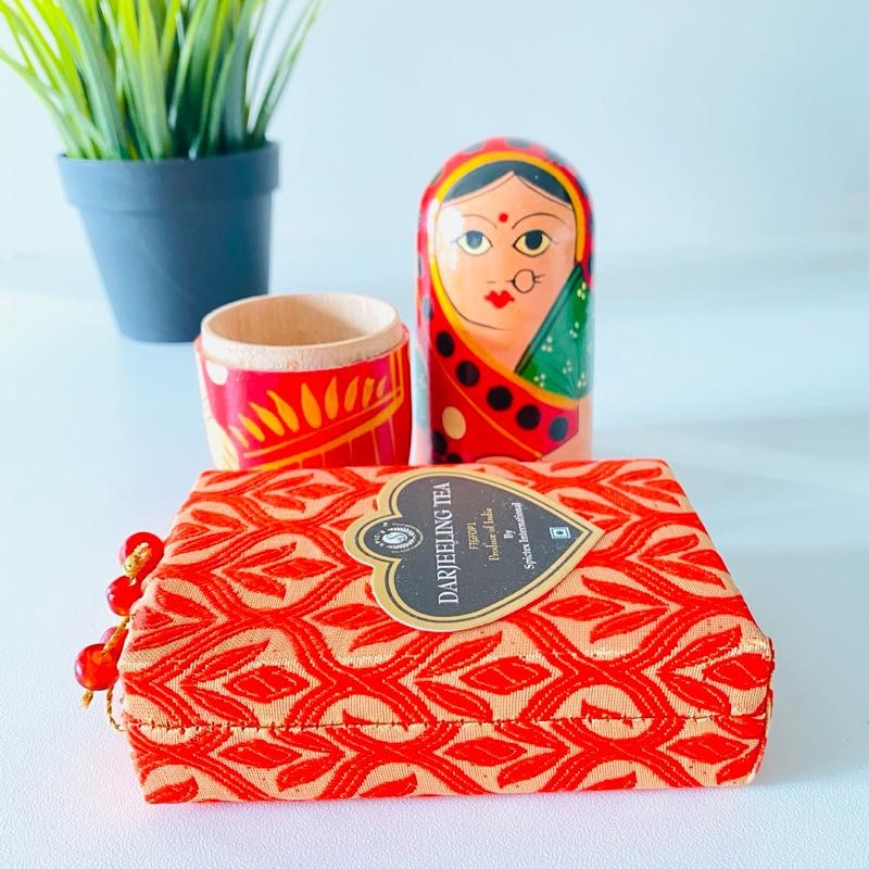 迷人印度！【印度人_茶葉罐組】限量 迷人茶香 阿薩姆紅茶 大吉嶺 木製彩繪罐-細節圖4