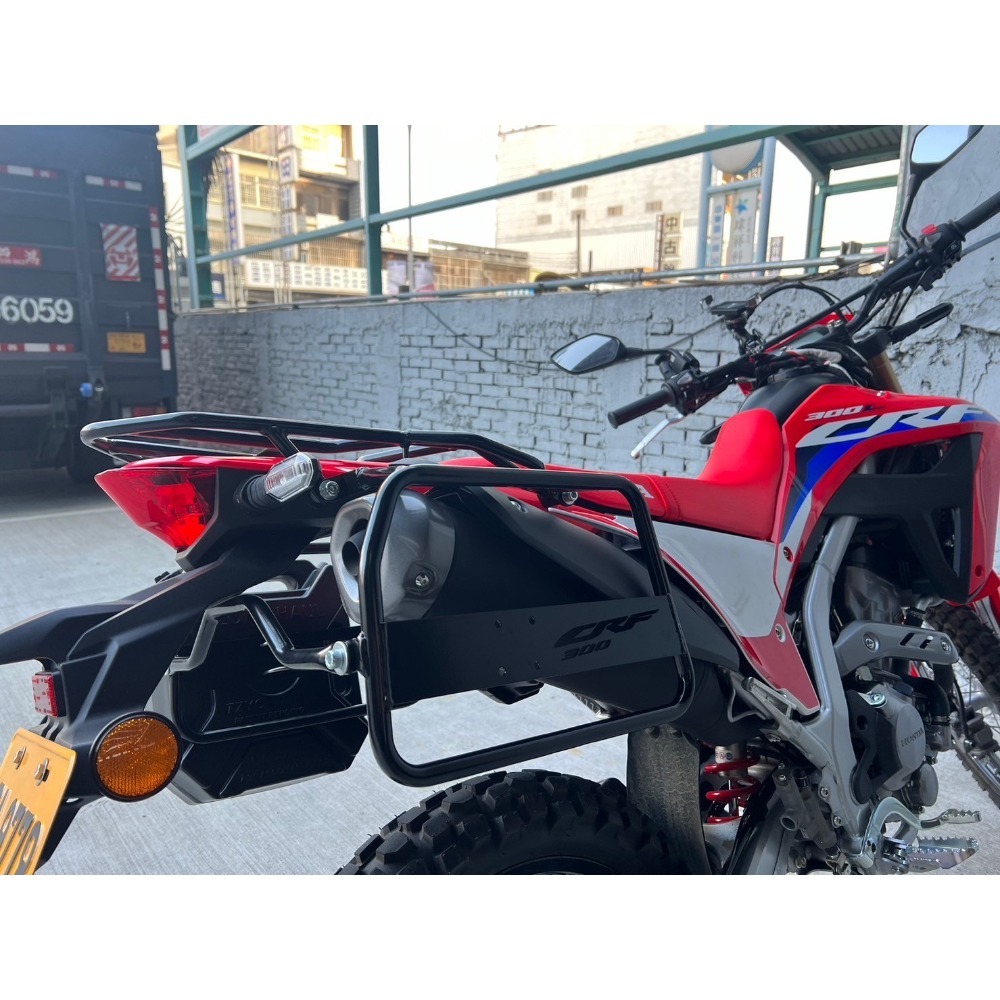現貨 CRF300 L RALLY 三箱架 馬鞍 馬鞍架 側架 後貨架 置物架 貨架 側掛油箱架 油箱架 浩哥部品-規格圖8