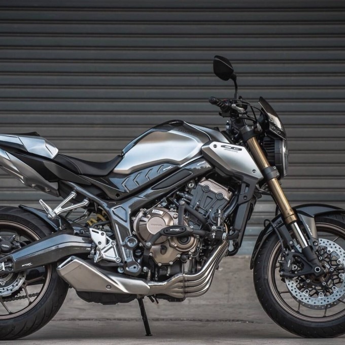 預購 CB650R/F 引擎保險桿 防撞桿 防倒球 MotoZaaa 引擎保桿 發動機保桿 引擎護罩  浩哥部品-細節圖6