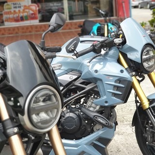 預購 本田 CB300R CB150R SNB 擋風玻璃 風鏡 擋風鏡 遮陽板 霧面 亮面 浩哥部品-細節圖3