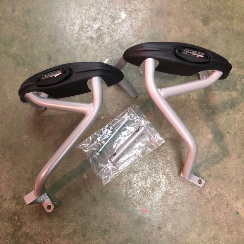 預購 YAMAHA  MT15 MOTOZAAA  引擎保桿 浩哥部品-細節圖3