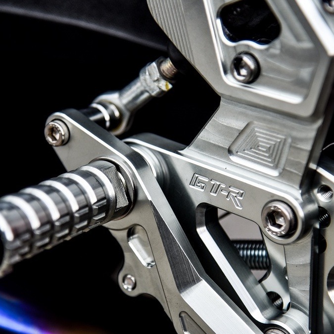 預購 本田 GTR 鋁合金 腳踏後移 CB650R CBR650R 齒輪組 CNC 套件 腳踏 後移 浩哥部品-細節圖2
