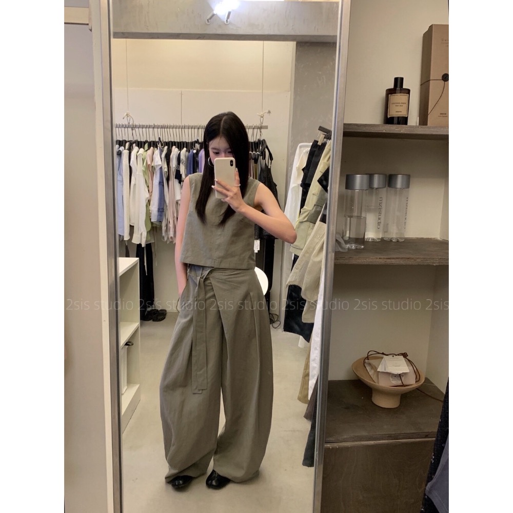 不費力高級感 修身無袖上衣+綁帶繭型褲-細節圖3
