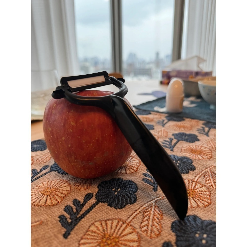 【現貨】【日本製🇯🇵】KYOCERA京瓷 陶瓷削皮刀 刮皮刀 削皮器｜輕巧鋒利 不易生鏽 易清洗 左右手適用-細節圖6