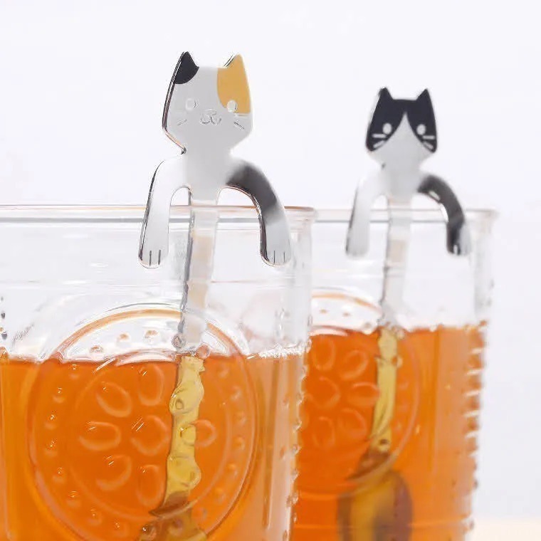 【現貨 】【日本製🇯🇵】日本高桑金屬 貓咪柴犬咖啡湯匙｜不鏽鋼材質 × 杯緣設計 ×  杯緣貓 柴犬 小湯匙 攪拌-細節圖2