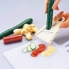 【現貨】【正品】日本製🇯🇵  小柳産業手作木柄 薄片切割器 刨薄片器 刨刀 刨絲板 日本切片器 小黃瓜切片蔥絲刨刀-細節圖9