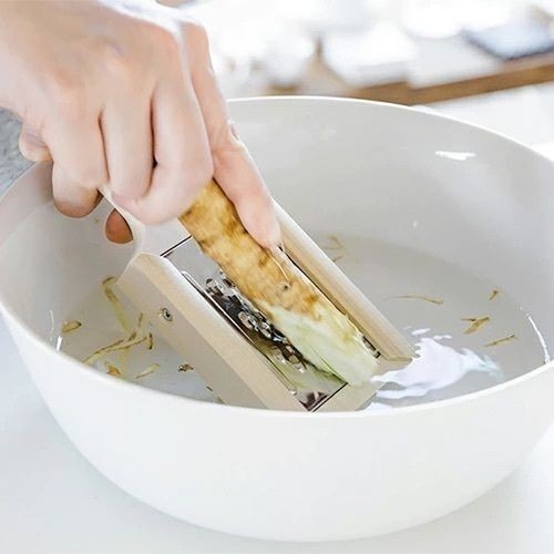 【現貨】【正品】日本製🇯🇵  小柳産業 手作木柄 薄片切割器 刨薄片器 刨刀 刨絲板 日本切片器 小黃瓜切片蔥絲刨刀-細節圖5